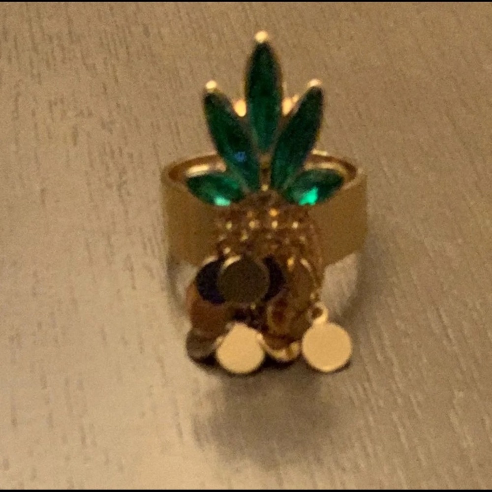 Women’s Pineapple Ring